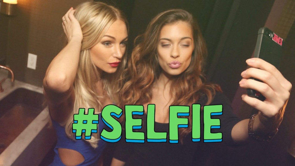 Música Selfie The Chainsmokers