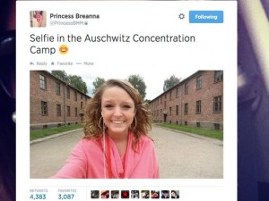Selfie em Auschwitz
