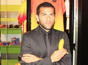 Daniel Alves Banana Selfie!