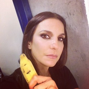 Ivete Sangalo #SomosTodosMacacos