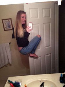 Selfies fails! Grudada na porta!