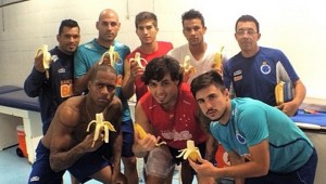Time do Cruzeiro selfie com banana!